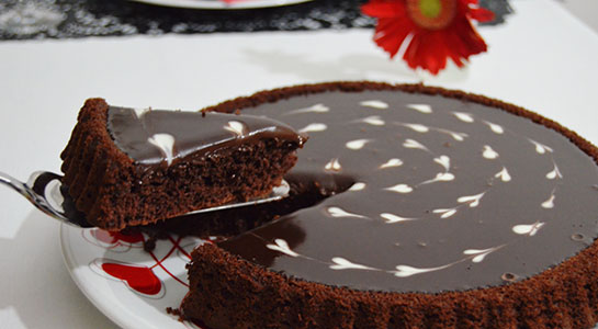 Çikolatalı Tart Tarifi ve Malzemeleri